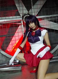 (コスプレ) (C94) [レオンパン (泉れおな)] RED MEIDEN (美少女戦士セーラームーン)(50)